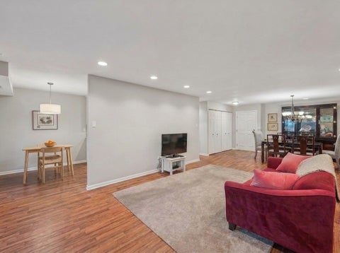 Tiny photo for 1250 Rudolph Road #2B, Northbrook, IL 60062 (MLS # 12497856)