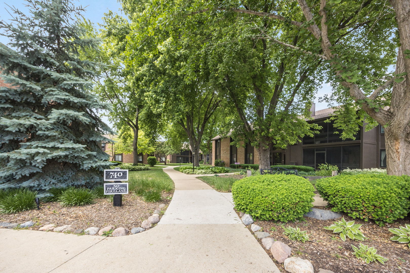 740 Saint Andrews Lane 41