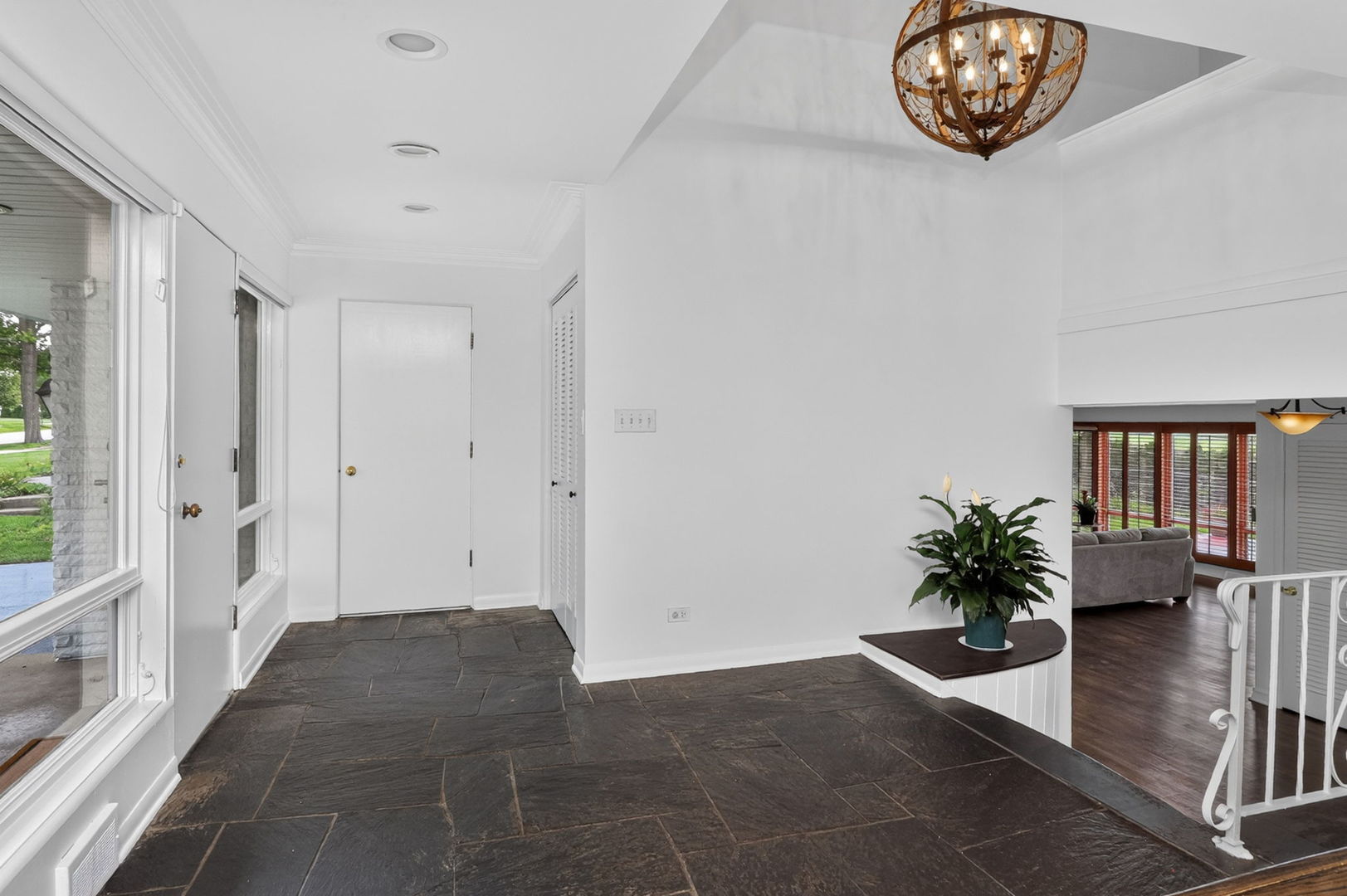 282 Stonegate Road
