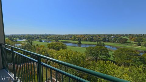 A home in Woodridge