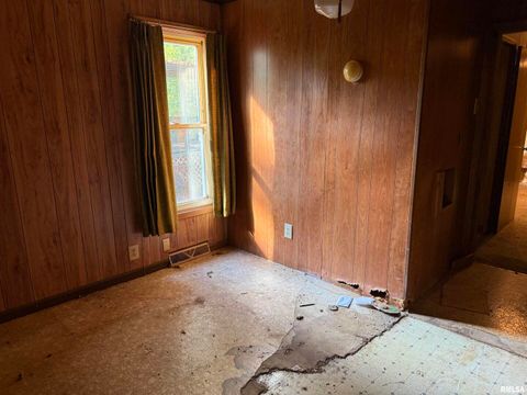 Tiny photo for 967 N Bunker Street, Equality, IL 62934 (MLS # EB460282)