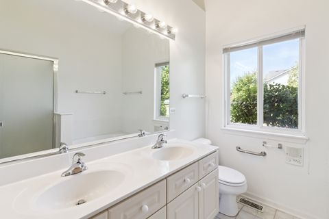 Tiny photo for 2 Melbourne Court, Lake In The Hills, IL 60156 (MLS # 12468155)