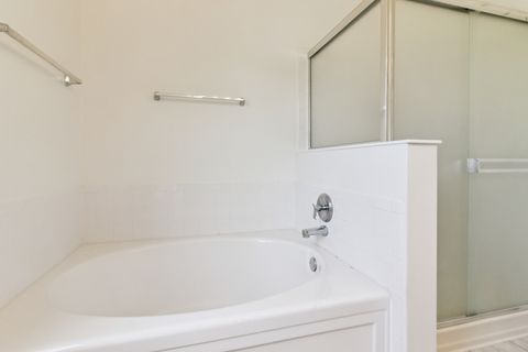 Tiny photo for 2 Melbourne Court, Lake In The Hills, IL 60156 (MLS # 12468155)