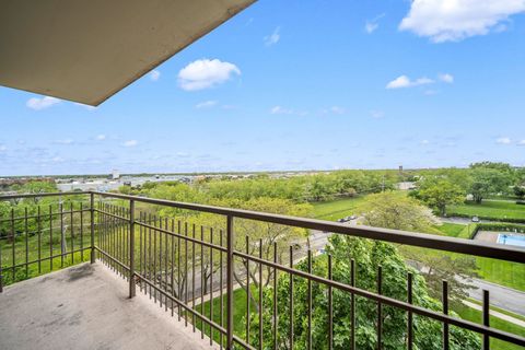 Tiny photo for 7033 N KEDZIE Avenue #815, Chicago, IL 60645 (MLS # 12647464)