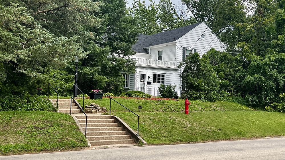 644 Genesee Avenue