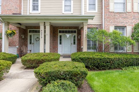 Photo of 4383 Canterbury Court #4383, St. Charles, IL 60174 (MLS # 12692927)