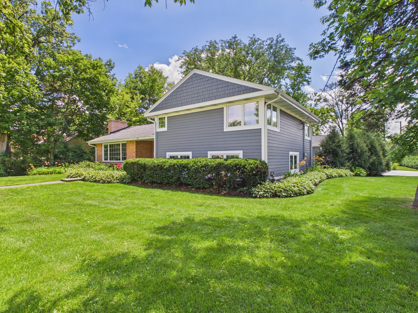 201 E Olive Avenue