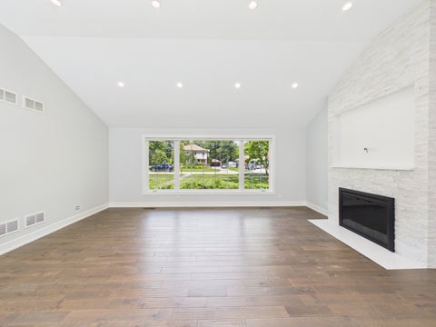 Tiny photo for 201 E Olive Avenue, Prospect Heights, IL 60070 (MLS # 12689130)