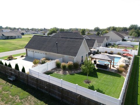 Tiny photo for 1112 Daybreak Drive, Marion, IL 62959 (MLS # 12601567)