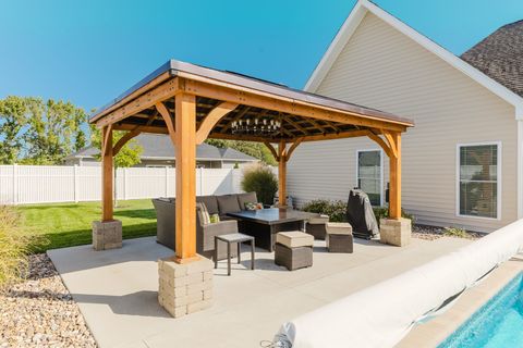 Tiny photo for 1112 Daybreak Drive, Marion, IL 62959 (MLS # 12601567)