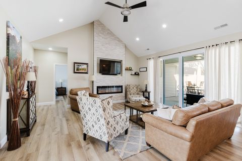 Tiny photo for 1112 Daybreak Drive, Marion, IL 62959 (MLS # 12601567)