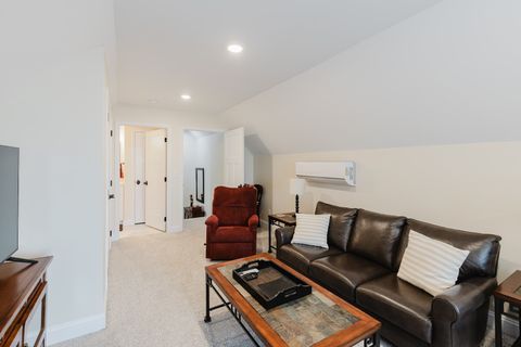 Tiny photo for 1112 Daybreak Drive, Marion, IL 62959 (MLS # 12601567)