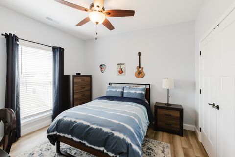 Tiny photo for 1112 Daybreak Drive, Marion, IL 62959 (MLS # 12601567)