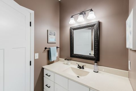 Tiny photo for 1112 Daybreak Drive, Marion, IL 62959 (MLS # 12601567)