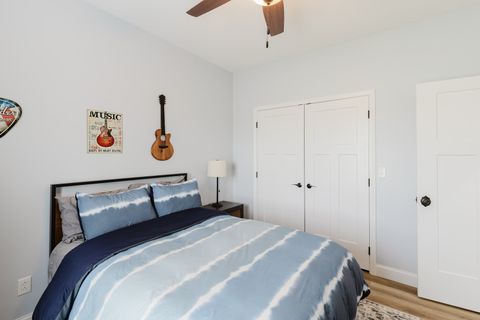 Tiny photo for 1112 Daybreak Drive, Marion, IL 62959 (MLS # 12601567)