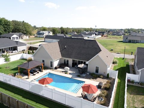 Tiny photo for 1112 Daybreak Drive, Marion, IL 62959 (MLS # 12601567)