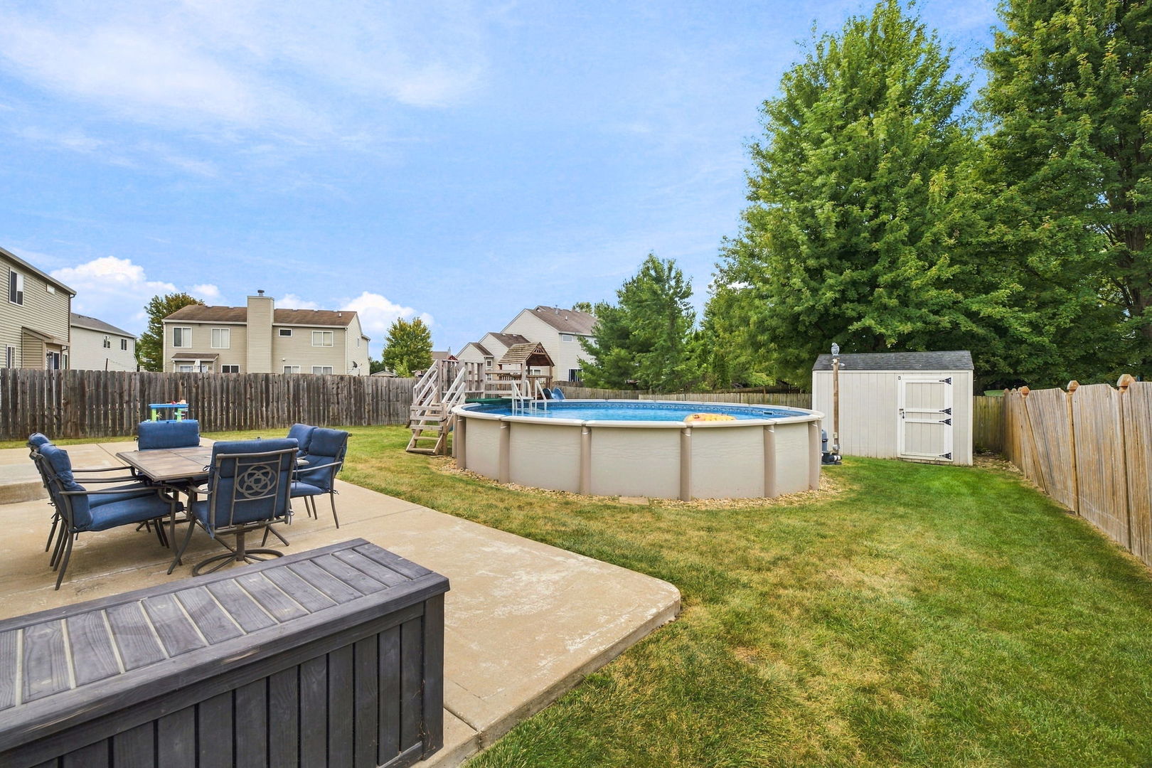 6900 Twin Falls Drive
