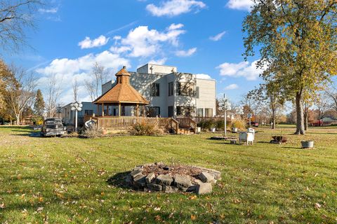 Tiny photo for 1625 Lambeth Lane, New Lenox, IL 60451 (MLS # 12516394)