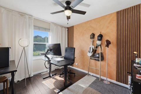 Tiny photo for 572 N Walnut Lane, Schaumburg, IL 60194 (MLS # 12700991)