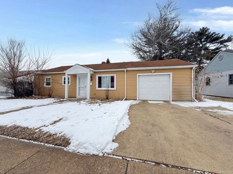 Tiny photo for 205 Hereford Avenue, Steger, IL 60475 (MLS # 12562919)