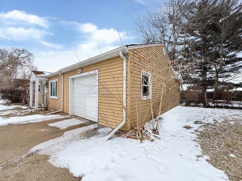 Tiny photo for 205 Hereford Avenue, Steger, IL 60475 (MLS # 12562919)