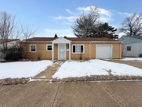 Tiny photo for 205 Hereford Avenue, Steger, IL 60475 (MLS # 12562919)