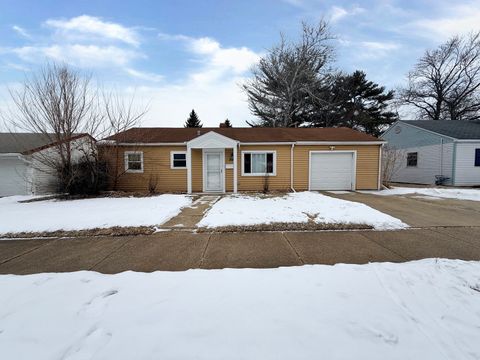 Tiny photo for 205 Hereford Avenue, Steger, IL 60475 (MLS # 12562919)