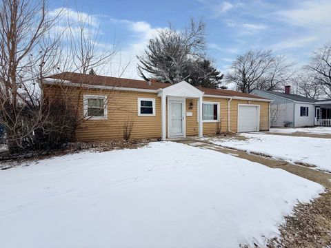Tiny photo for 205 Hereford Avenue, Steger, IL 60475 (MLS # 12562919)