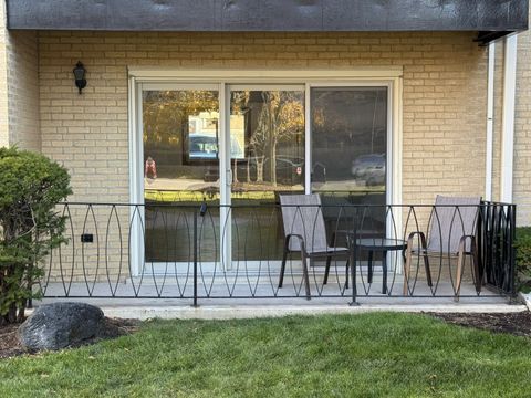 Tiny photo for 6875 N Northwest Highway #1D, Chicago, IL 60631 (MLS # 12519595)