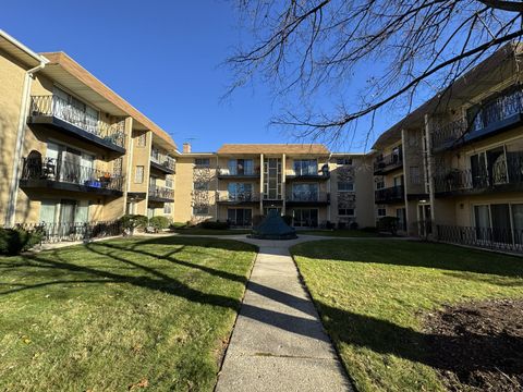 Tiny photo for 6875 N Northwest Highway #1D, Chicago, IL 60631 (MLS # 12519595)