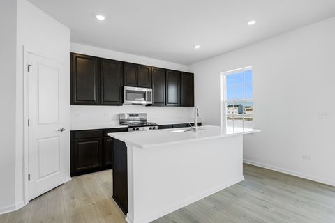 Tiny photo for 419 Hathaway Lane, Oswego, IL 60543 (MLS # 12539299)