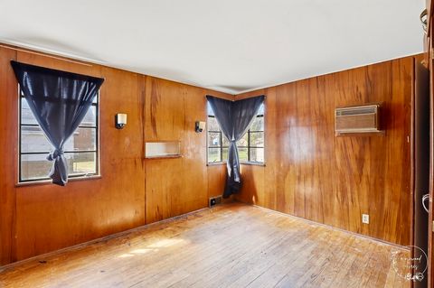 Tiny photo for 1055 S 4th Avenue, Kankakee, IL 60901 (MLS # 12598768)