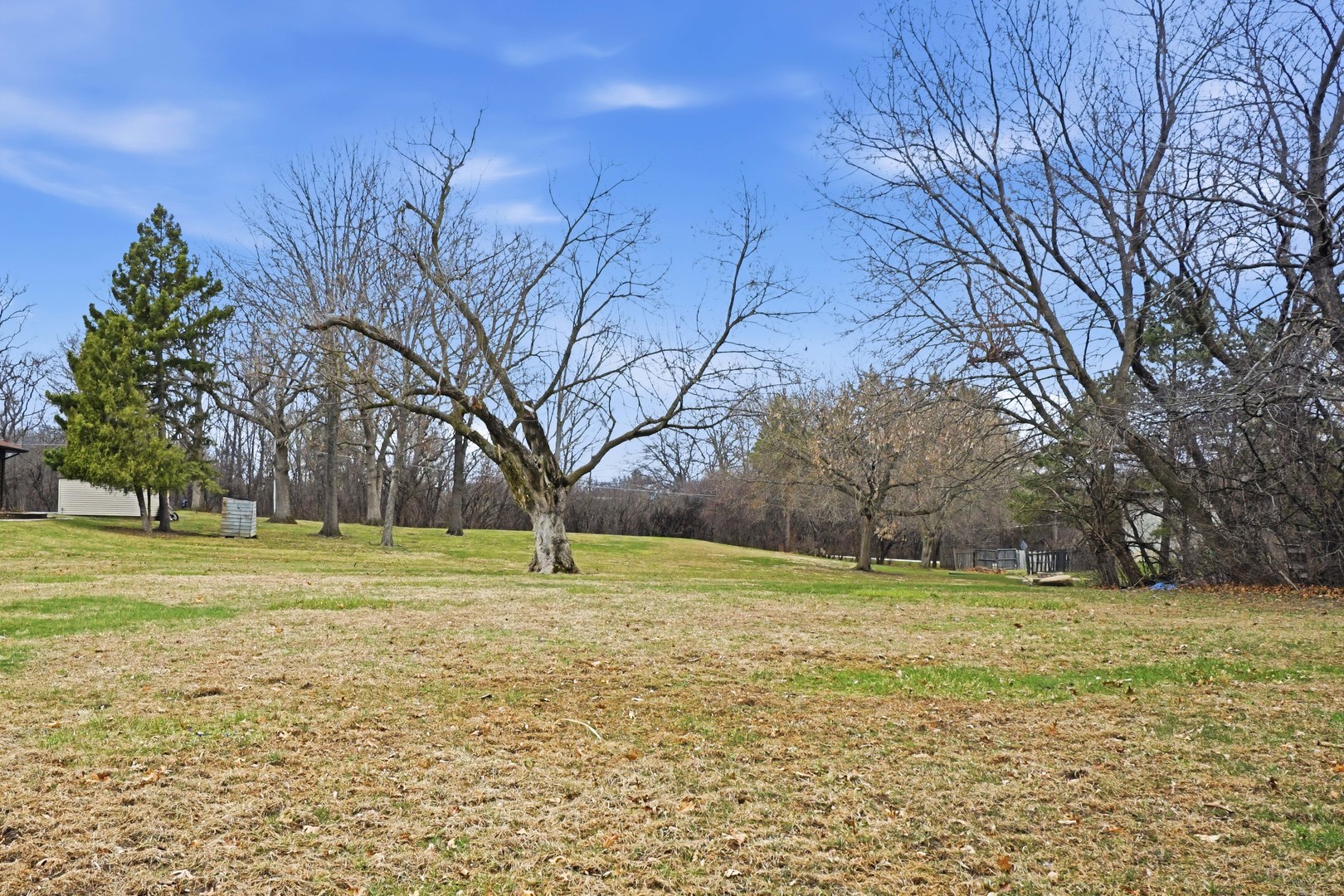 38705 N Pine Grove Avenue