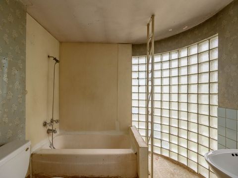 Tiny photo for 1100 Gardner Street, Joliet, IL 60433 (MLS # 12491547)
