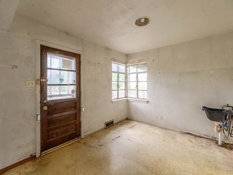 Tiny photo for 1100 Gardner Street, Joliet, IL 60433 (MLS # 12491547)