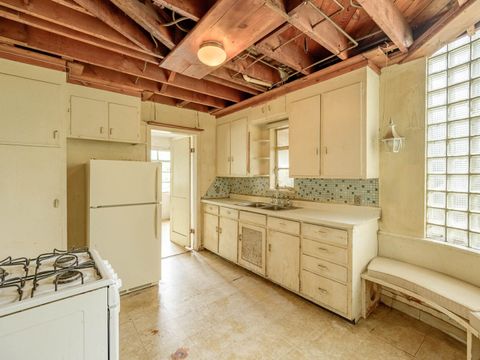 Tiny photo for 1100 Gardner Street, Joliet, IL 60433 (MLS # 12491547)