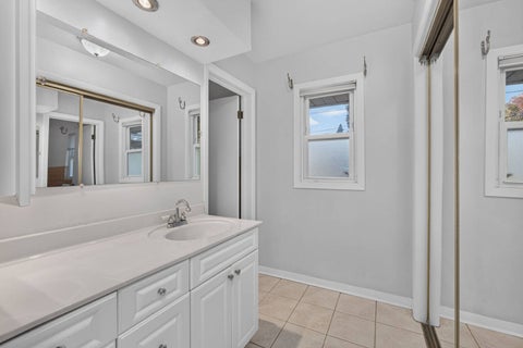 Tiny photo for 2520 30th Ave Court, Moline, IL 61265 (MLS # 12794025)