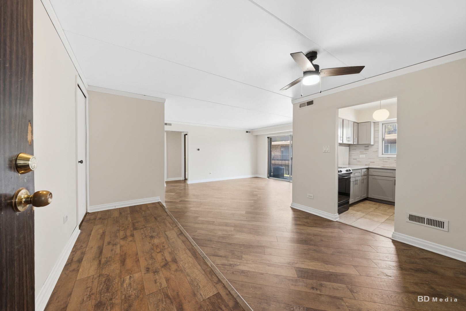 5237 JAMES Lane 1217