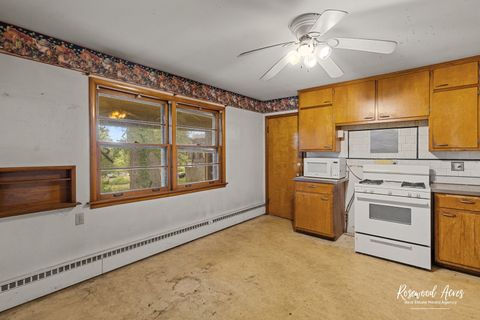 Tiny photo for 665 N Kennedy Drive, Kankakee, IL 60901 (MLS # 12479870)