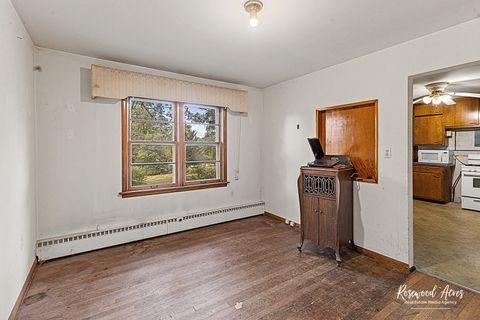 Tiny photo for 665 N Kennedy Drive, Kankakee, IL 60901 (MLS # 12479870)