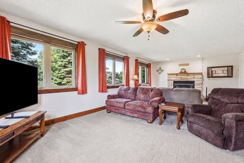 Tiny photo for 2 Concord Court, Galena, IL 61036 (MLS # 12653962)