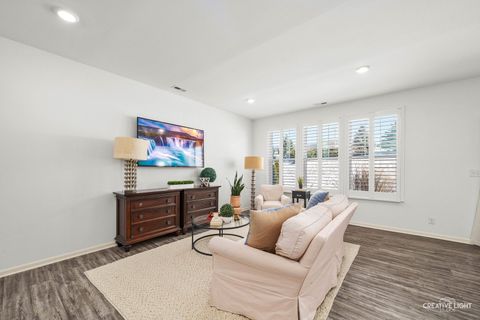 Tiny photo for 1066 Moraine Drive, South Elgin, IL 60177 (MLS # 12585741)