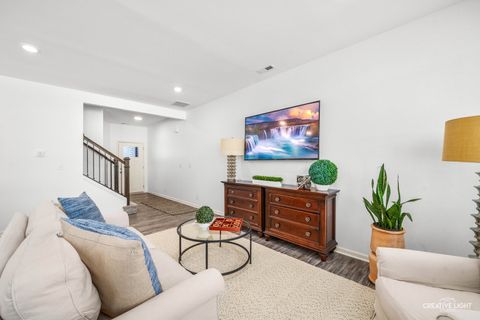 Tiny photo for 1066 Moraine Drive, South Elgin, IL 60177 (MLS # 12585741)