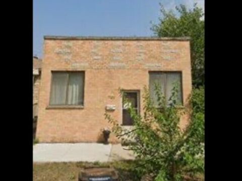 7120 W Highland Avenue Chicago IL 60631