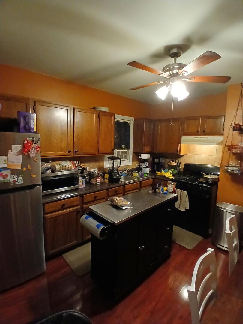 7120 W Highland Avenue