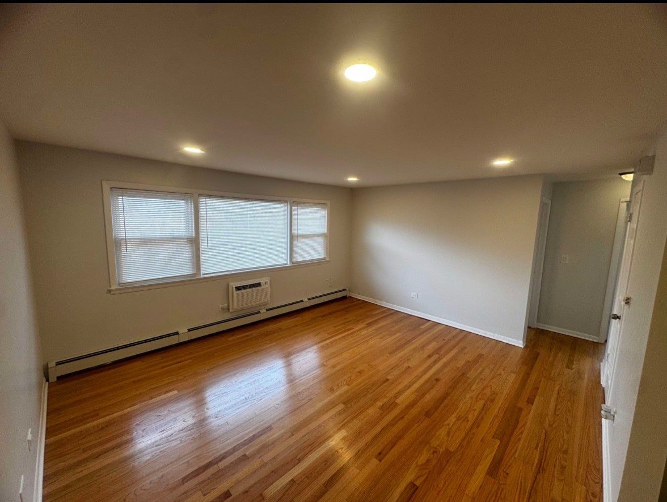 8636 Grand Avenue 3A
