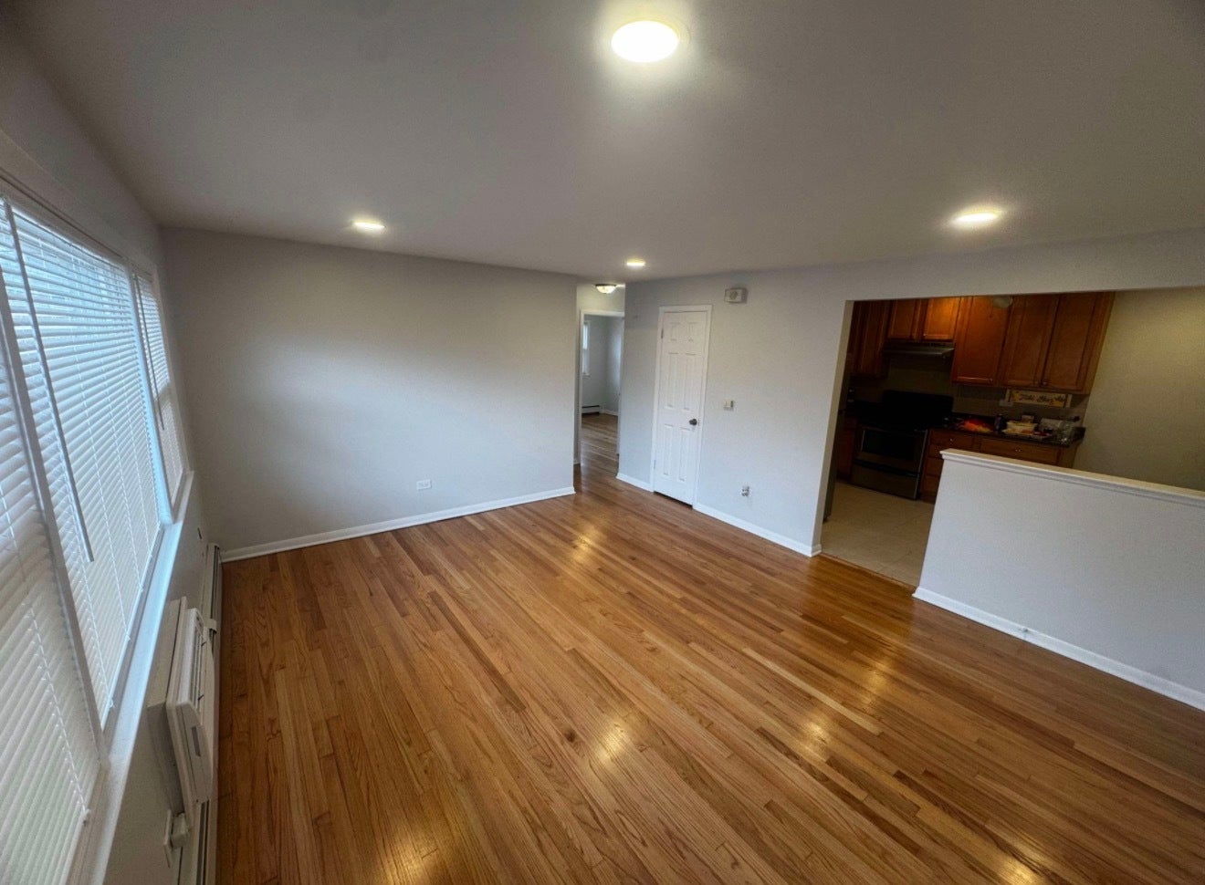 8636 Grand Avenue 3A