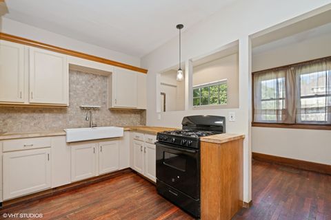 Tiny photo for 306 E Diggins Street, Harvard, IL 60033 (MLS # 12399750)