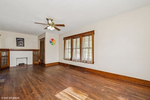 Tiny photo for 306 E Diggins Street, Harvard, IL 60033 (MLS # 12399750)