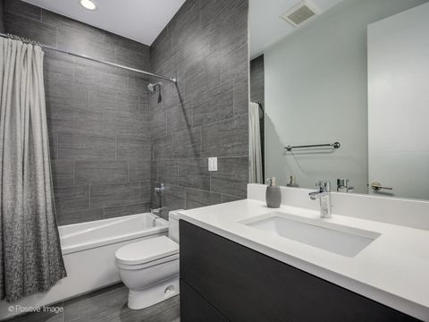 Tiny photo for 2922 N Sheffield Avenue #3, Chicago, IL 60657 (MLS # 12500348)